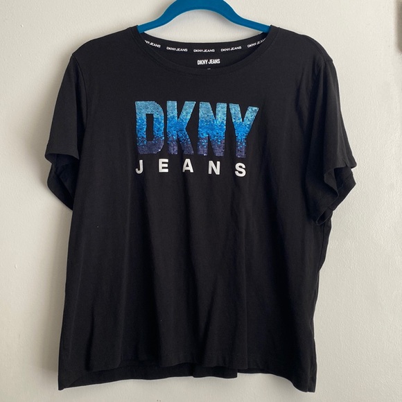 DKNY TEE